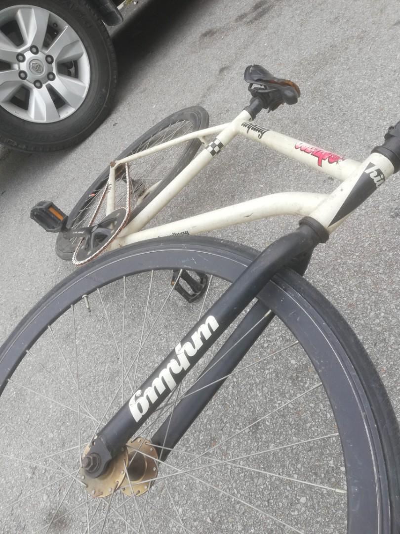 Fixie, Sports Equipment, Bicycles & Parts, Bicycles on Carousell