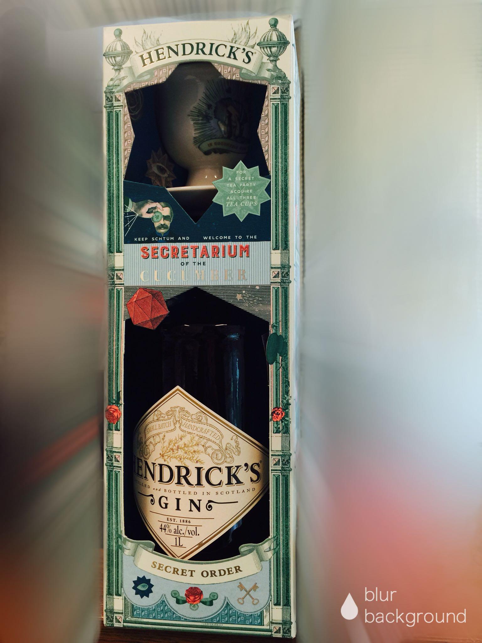 Hendrick's Gin Gift Set, 嘢食 & 嘢飲, 飲料 Carousell