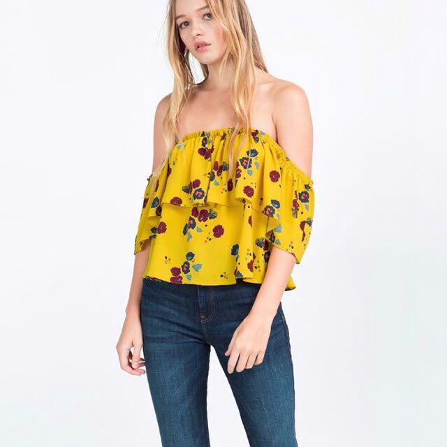Zara yellow cheap floral top