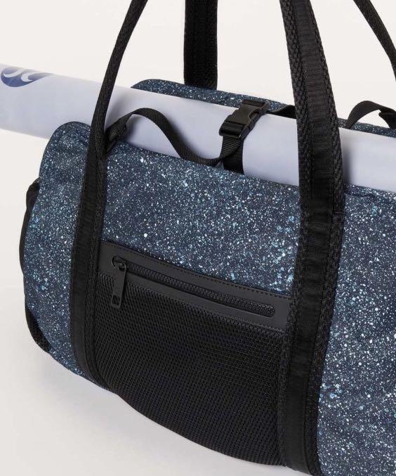 Lululemon everywhere duffel bag shop