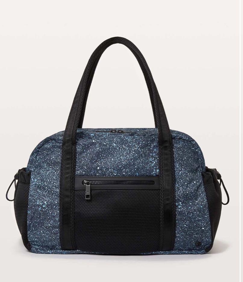 Lululemon Everywhere Duffel
