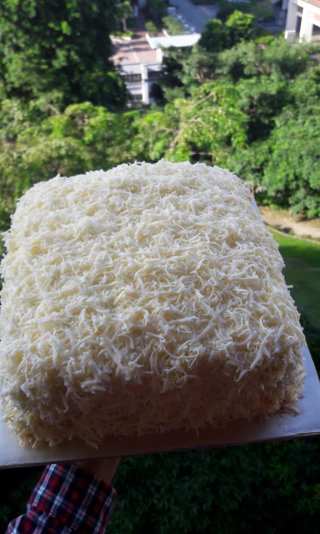 Pandan Snow Cheese Cake Meleleh Food Drinks Baked Goods On Carousell