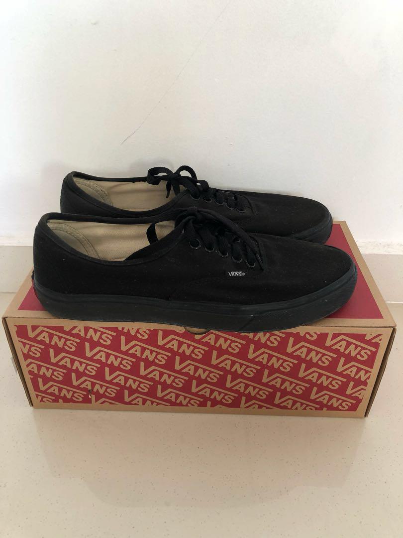 classic vans all black