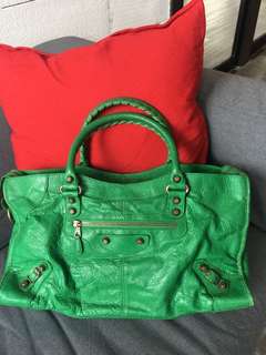 (Kategori: ) berada di . Dikirim oleh queenaya.preloved (ID iklan 187605807, Gambar 1). Deskripsi: .