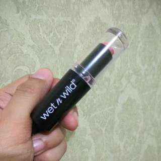 Wet and wild megalast lipstick