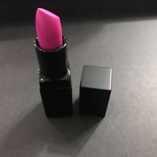 Smashbox Lipstick in Magenta