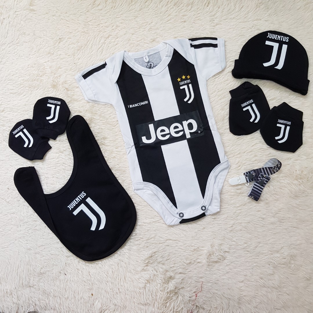2018/19* Juventus Home Newborn Set 