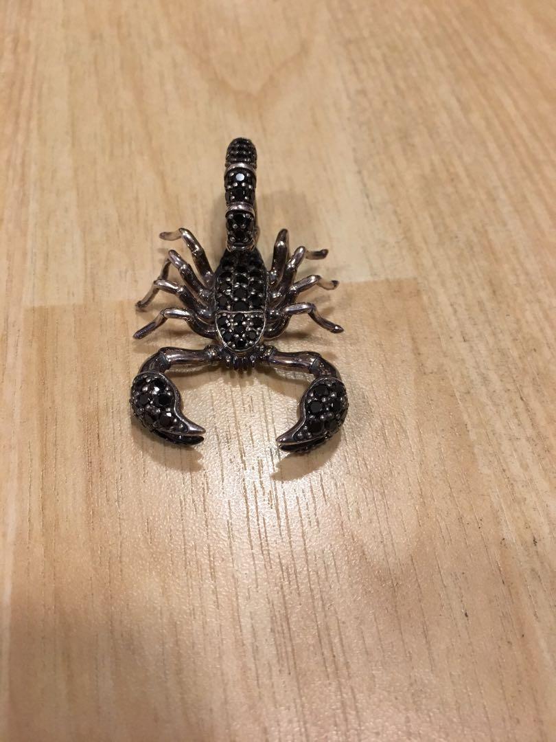 Thomas sabo best sale scorpion pendant