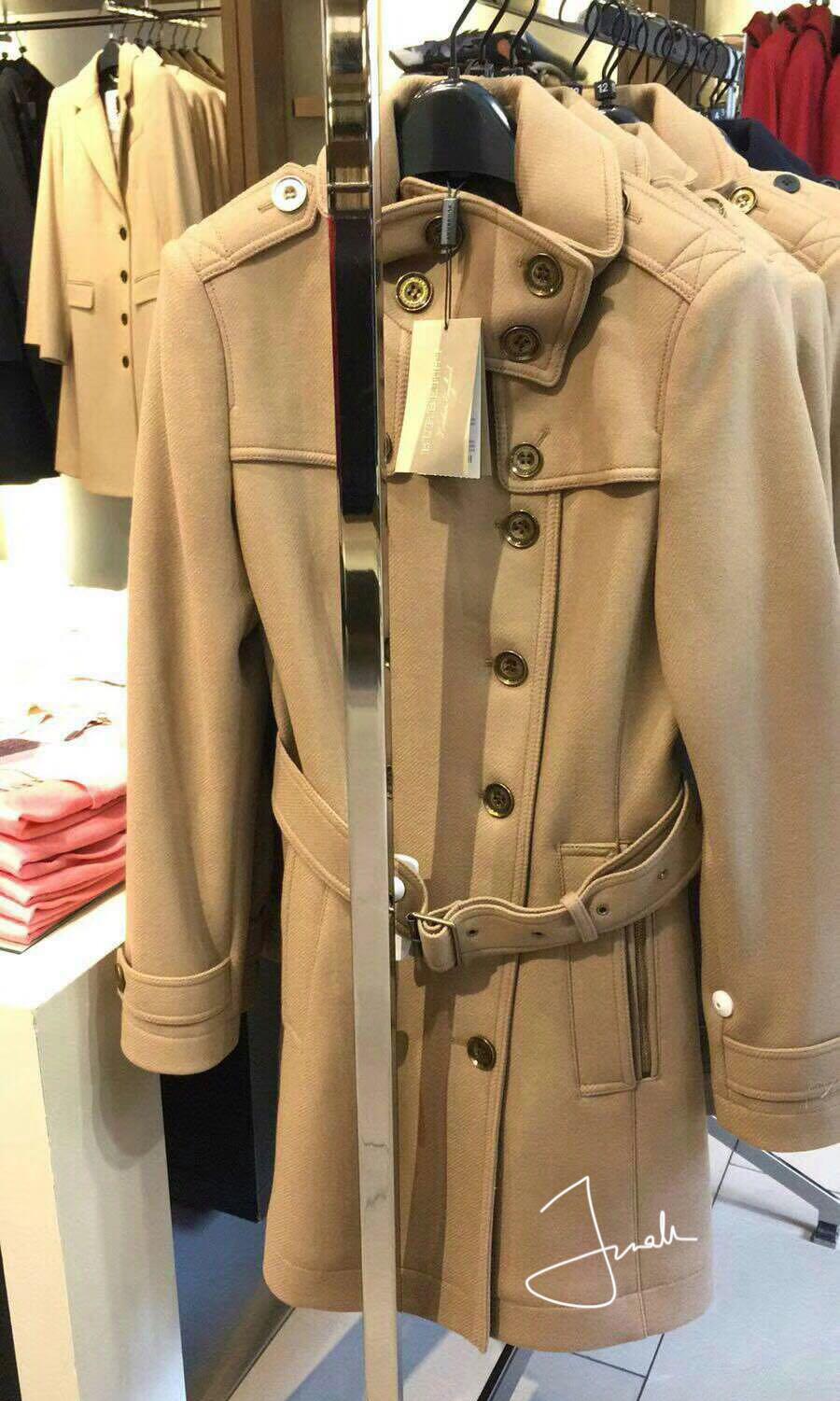 Burberry coat [SALE], Luxury, Apparel 