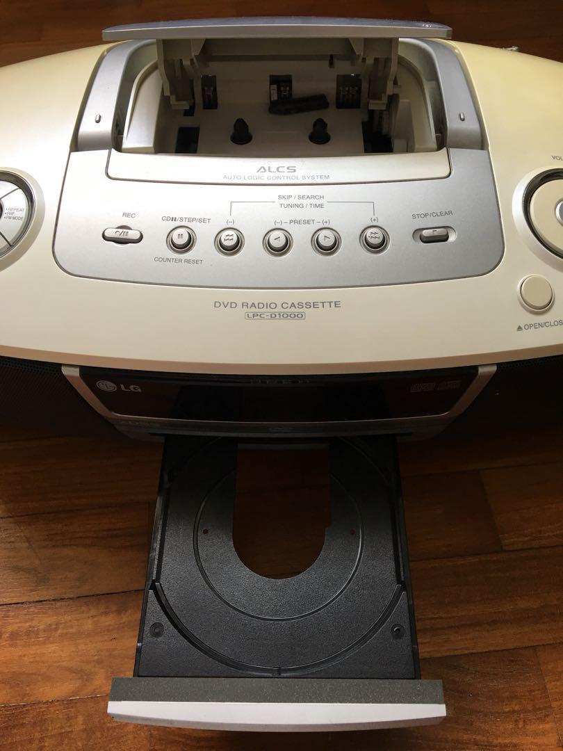 LG Portable DVD/CD Radio Player XDSS Bass, Audio, Portable Music