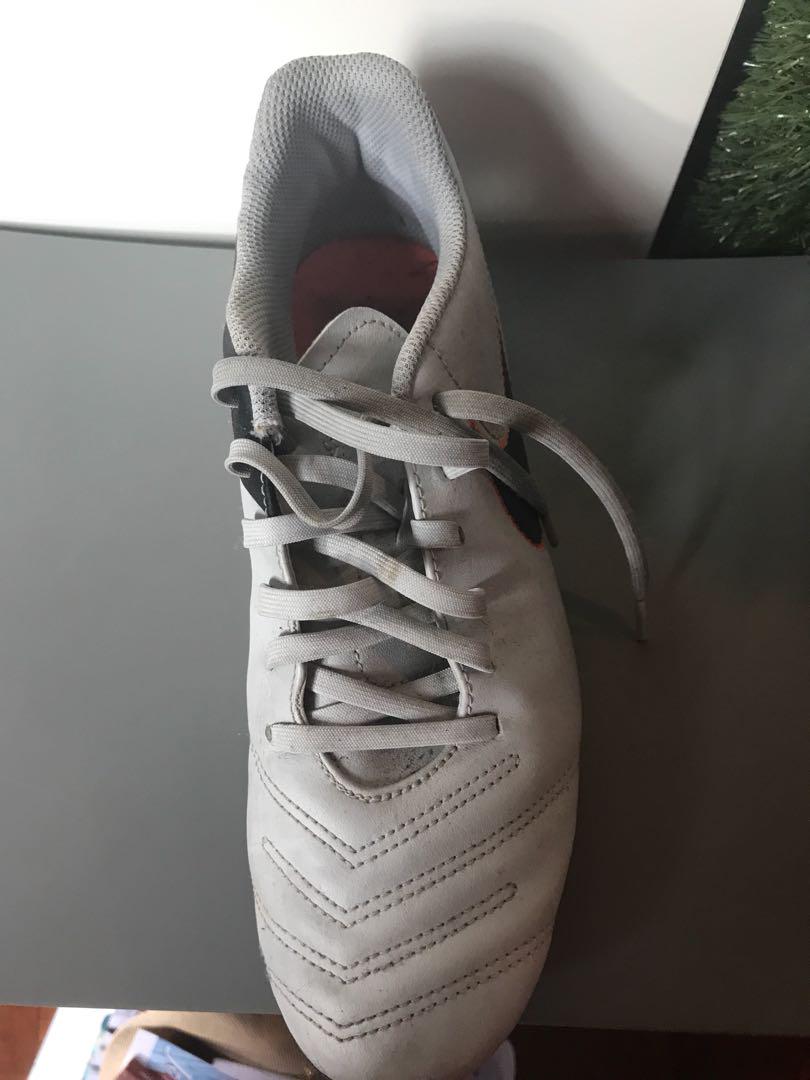 Nike Soccer Boots/ Tempo, Women's Fashion, Footwear, Sneakers on Carousell