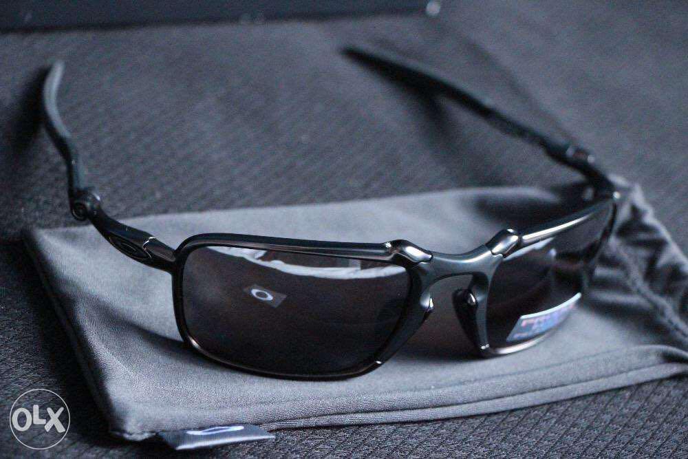 oakley badman prizm daily polarized sunglasses