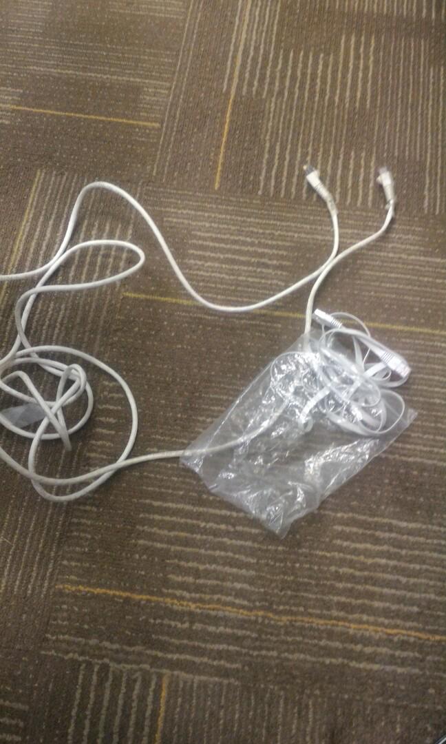 LAN Cable (Category: Networking) located in Singapore. Submitted by andrewangsg (Listing ID 187610503, Image 1). Description: LAN cable, only meet up no mail..