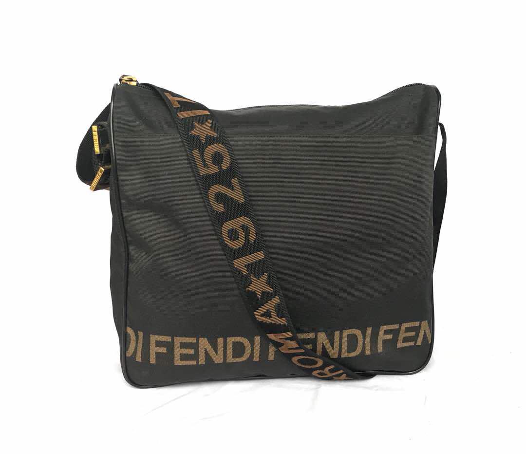 Fendi Roma Sling Bag Off 58 Www Otuzaltinciparalel Com