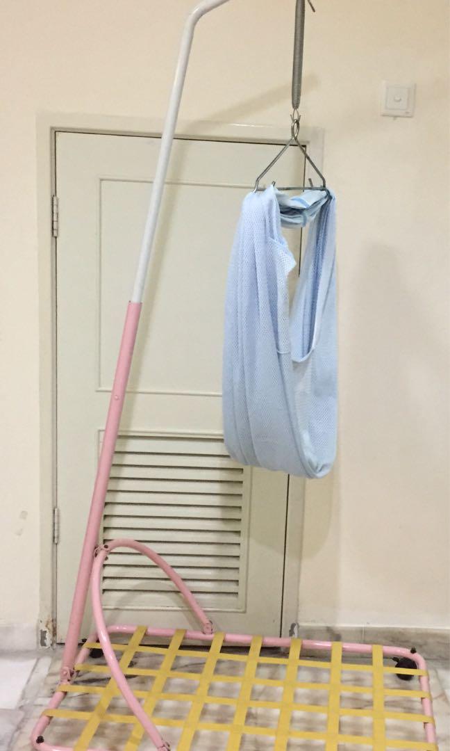 baby spring cot stand