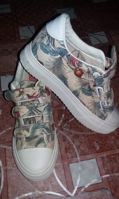 Bench Wedge Shoes (Category: Flats & Sandals) located in Manila. Submitted by belle0607 (Listing ID 187777471, Image 1). Description: Bench Wedge Shoes. Brand new. Perfect for jeans, skirts and dress. Fashionable..