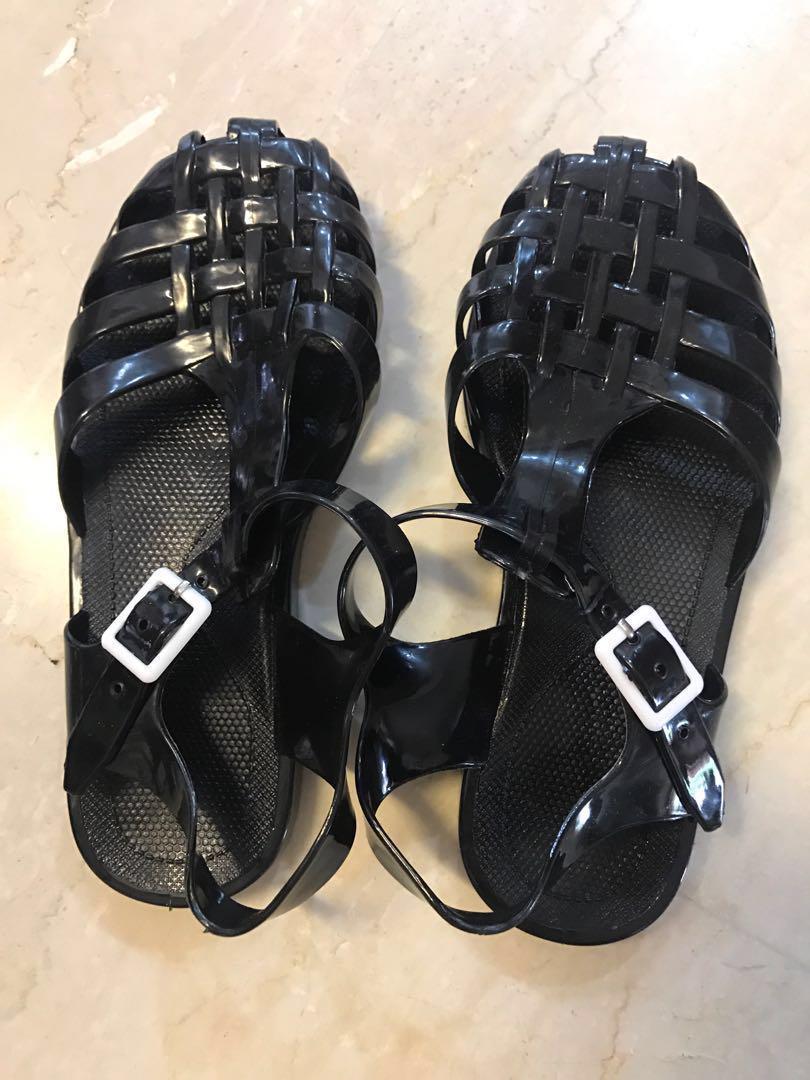 black jelly sandals