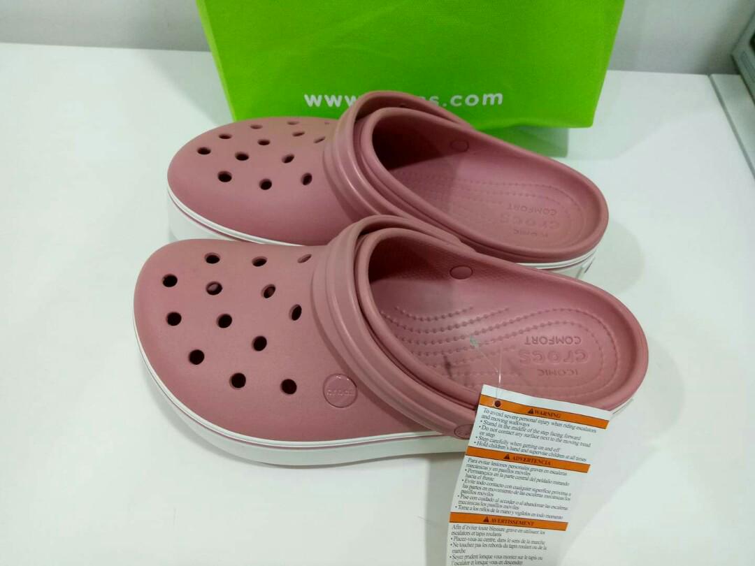 crocs blossom