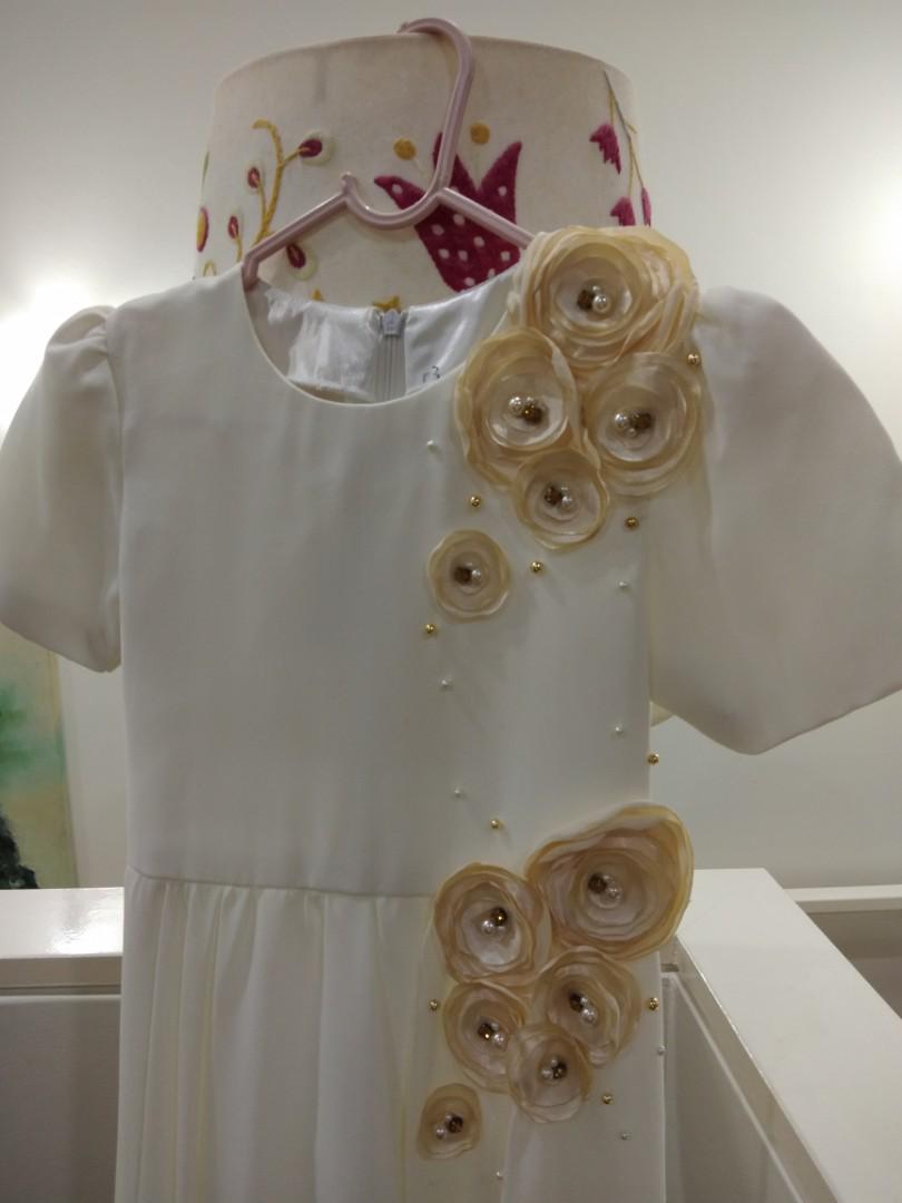 Sewa baju deals flower girl