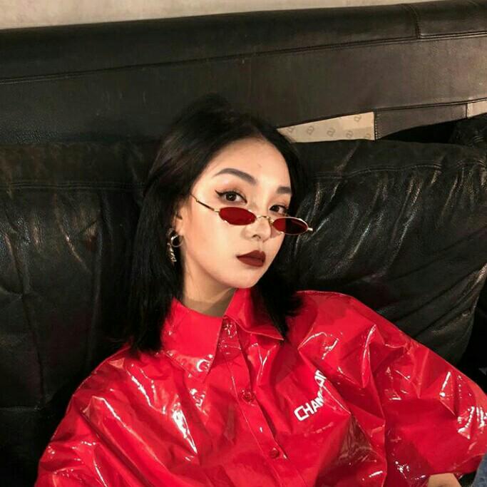 Red tinted oval sunglasses Clearance