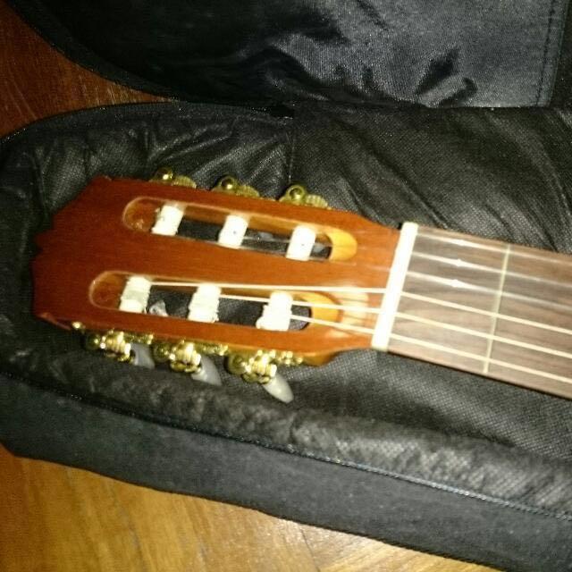 Luthier Classical Guitar Martinez MCG20, Hobbies & Toys, Music & Media