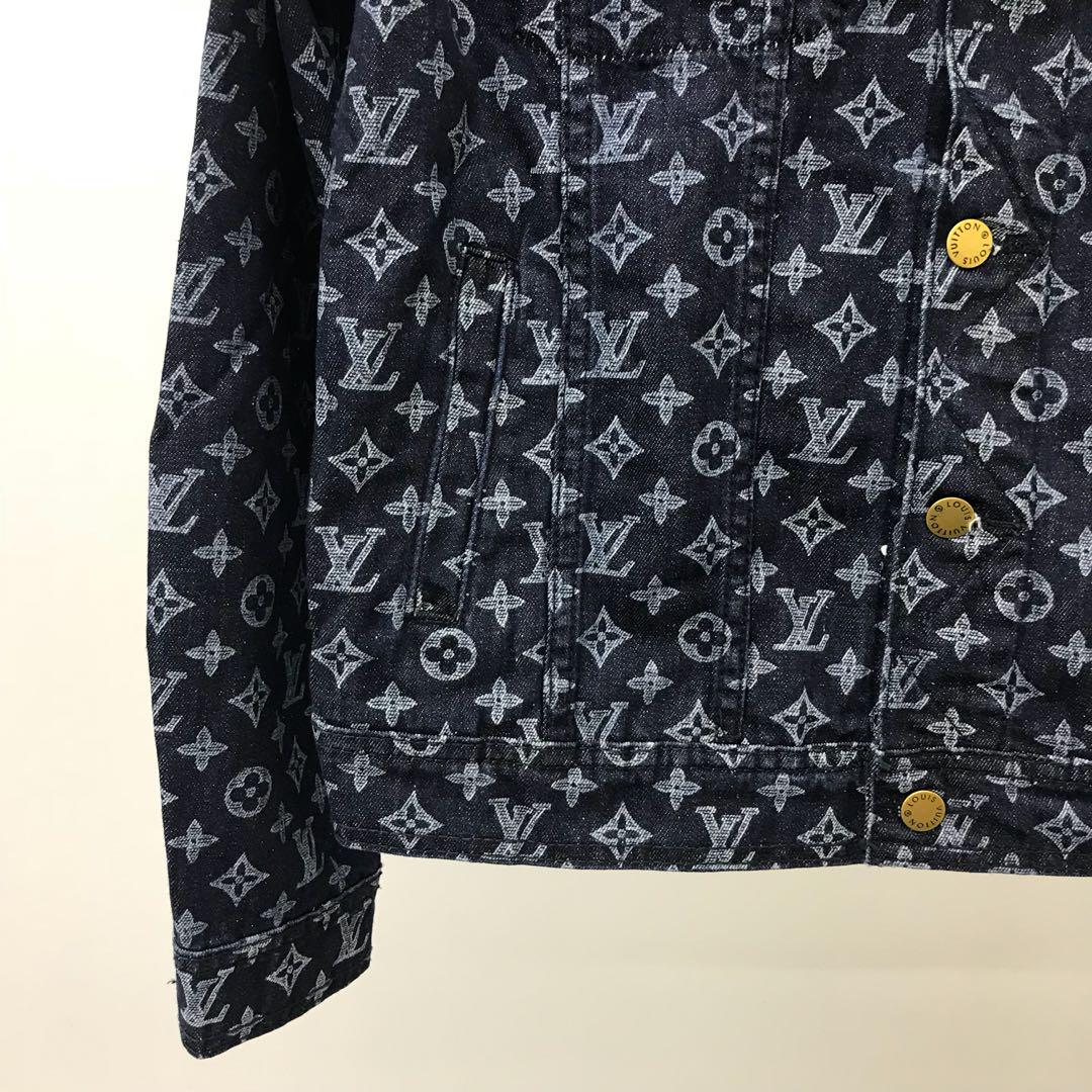 LOUIS VUITTON 1AA59B LVSE MONO REVERSIBLE JACKET 227037010 WE, Men's  Fashion, Coats, Jackets and Outerwear on Carousell
