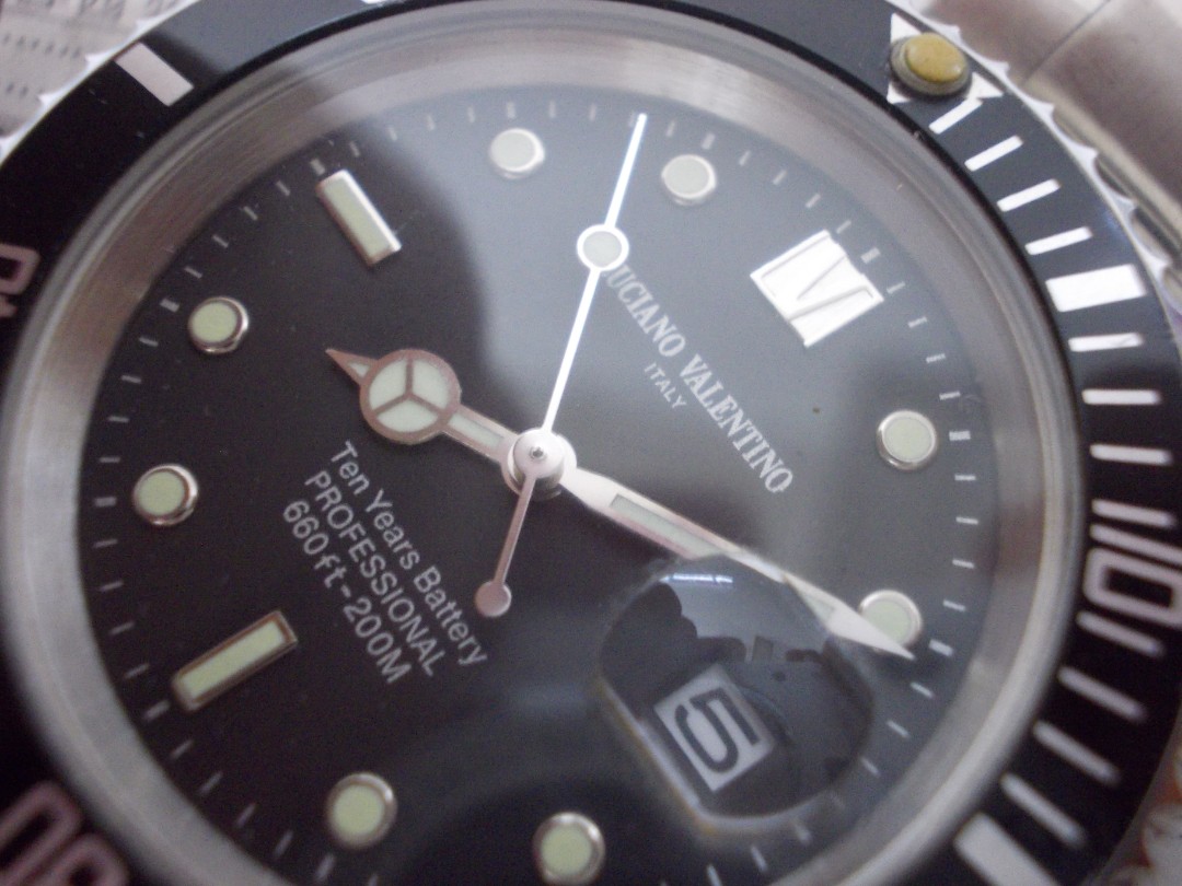 Luciano valentino on sale watch