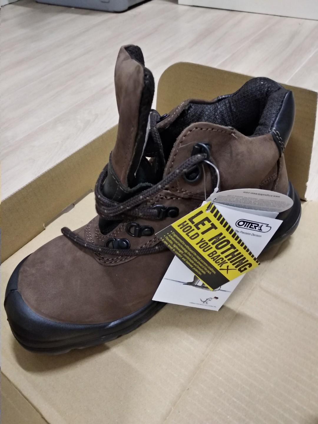 Otter safety shoes, Men's Fashion 