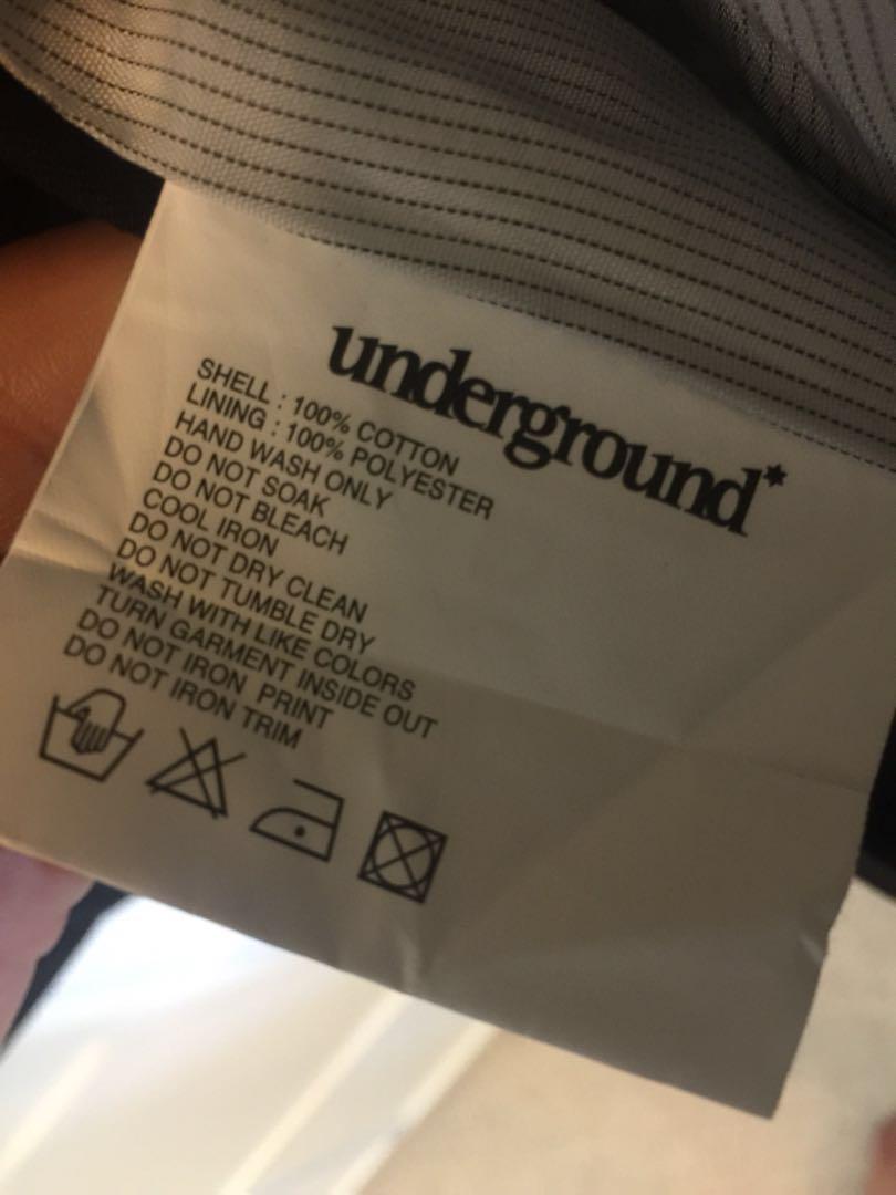 underground （分類：外套及戶外衣服）位於 Hong Kong。 由 mj11061985 提交（商品編號 178454919，圖片 4）。簡介： 100% new。