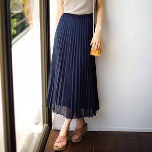 Uniqlo black pleated skirt Sale