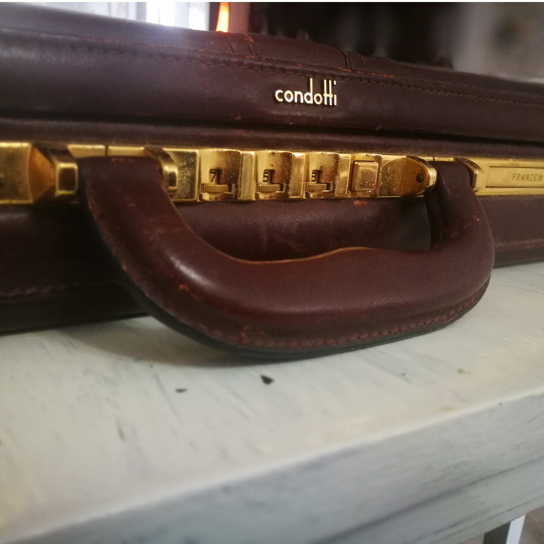 Condotti briefcase shop