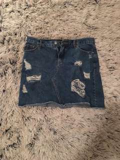 *Dizzy Denim Skirt*