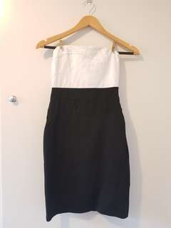 Classy dress PETITE