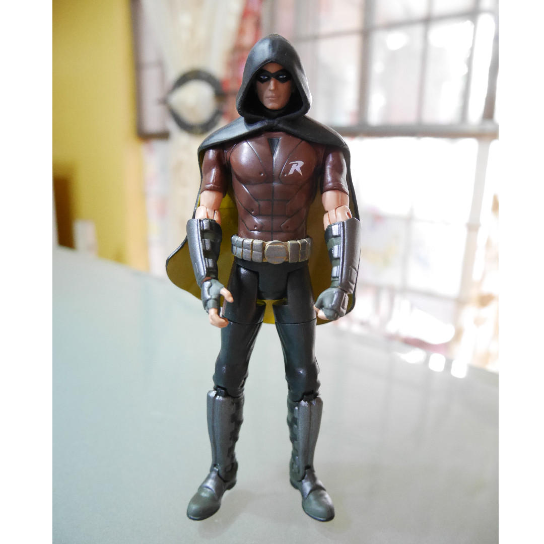 Action Figure Batman Arkham City – Set Da 2 Pezzi Con Joker E Robin – Scala 6 Pollici, Dettagliate E Articolate, Da Collezione