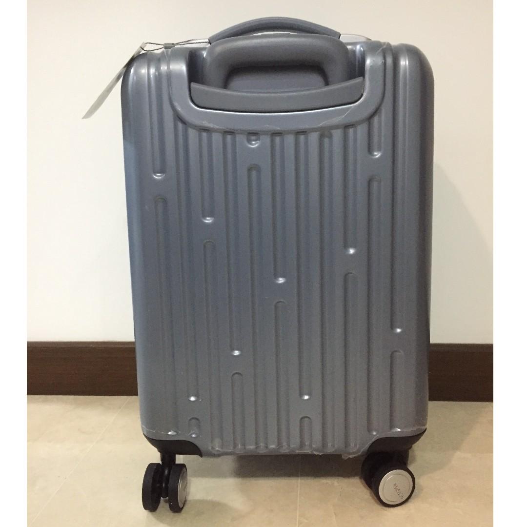 American tourister salinas luggage clearance
