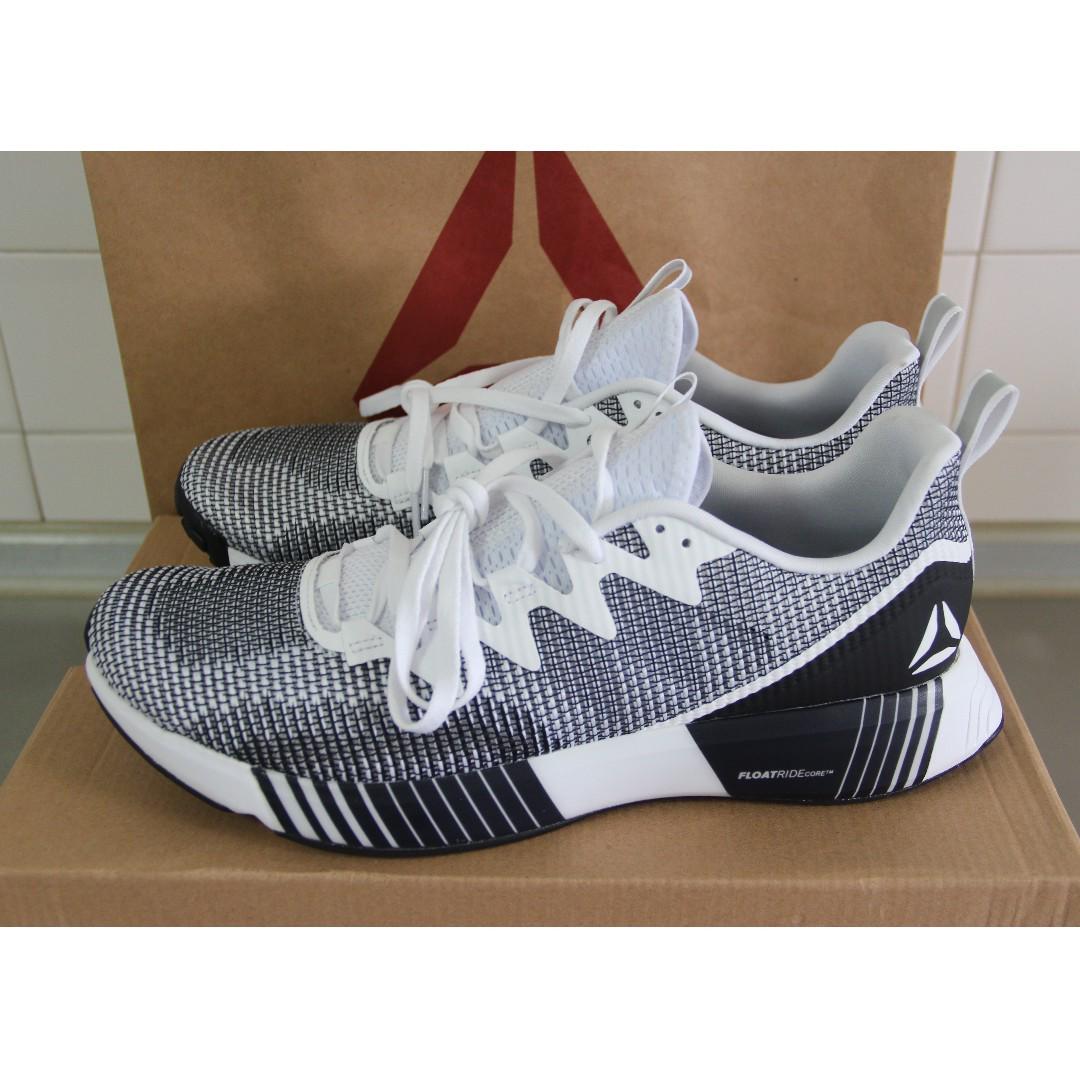 Reebok fusion flexweave training shoes top