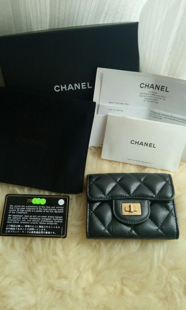 Chanel reissue shop card holder