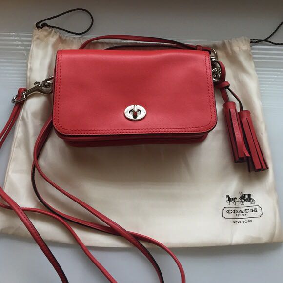 COACH Legacy Penny in Black, Women's Fashion, Bags & Wallets, Purses &  Pouches on Carousell