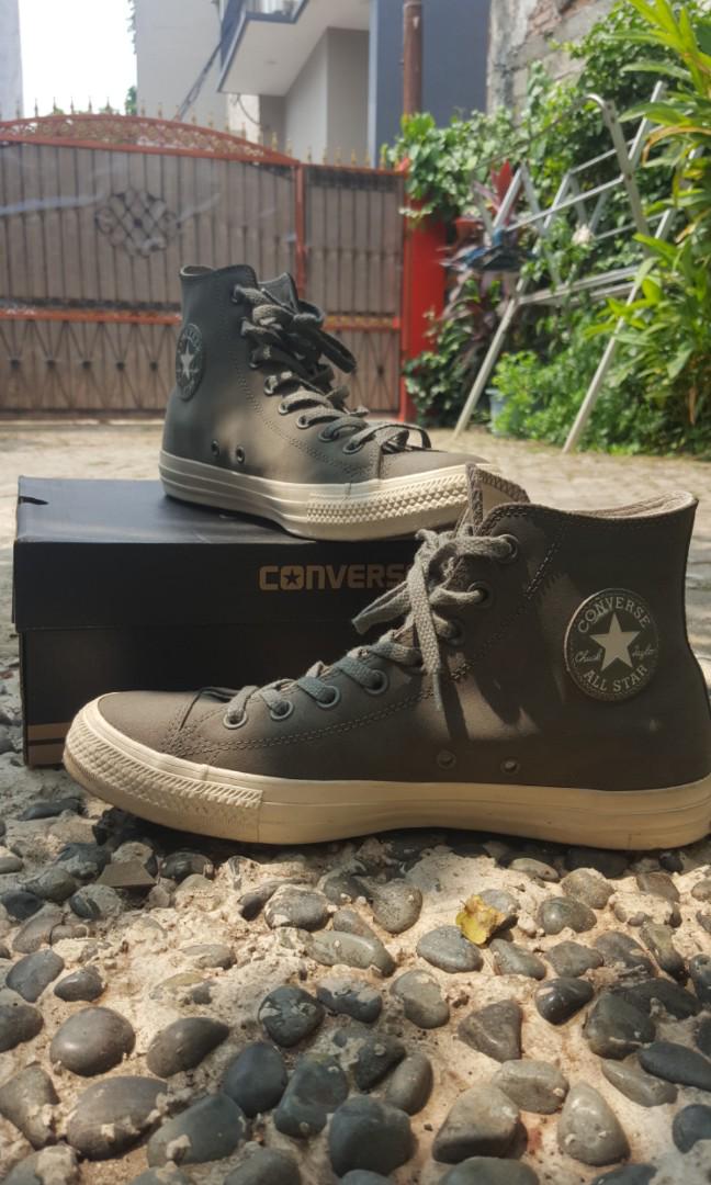 CONVERSE Chuck Taylor All Star KULIT Fesyen Pria Sepatu Sandal di Carousell
