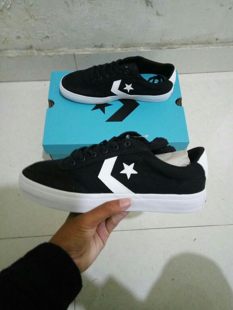 harga converse courtlandt