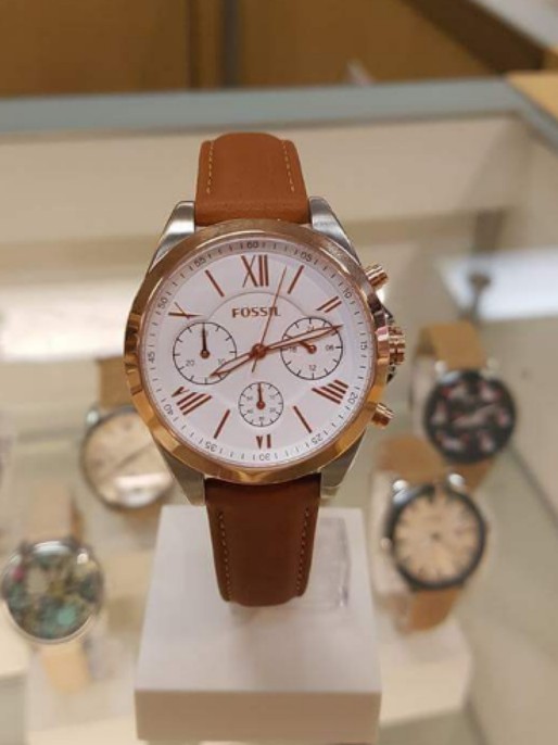 Buy FOSSIL Modern Courier 40 mm Gold Dial Stainless Steel Chronograph Watch  for Women - BQ3378 | Shoppers Stop