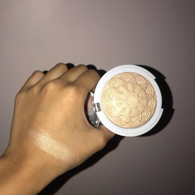 J Cat Beauty You Glow Girl Baked Highlighter In Moon Light Health