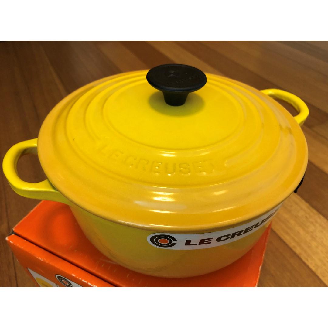 Le Creuset Cast Iron Round French Oven 20cm Yellow Dijon, Furniture