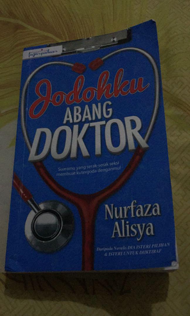 Novel Jodohku Abang Doktor, Books & Stationery, Books on Carousell