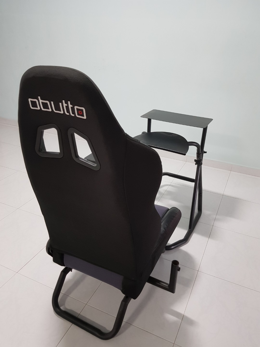 Obutto chair outlet