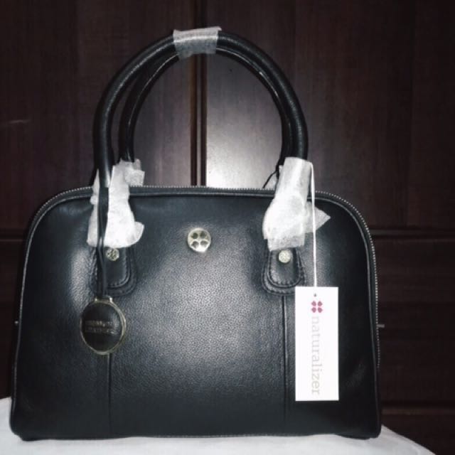 naturalizer purses leather