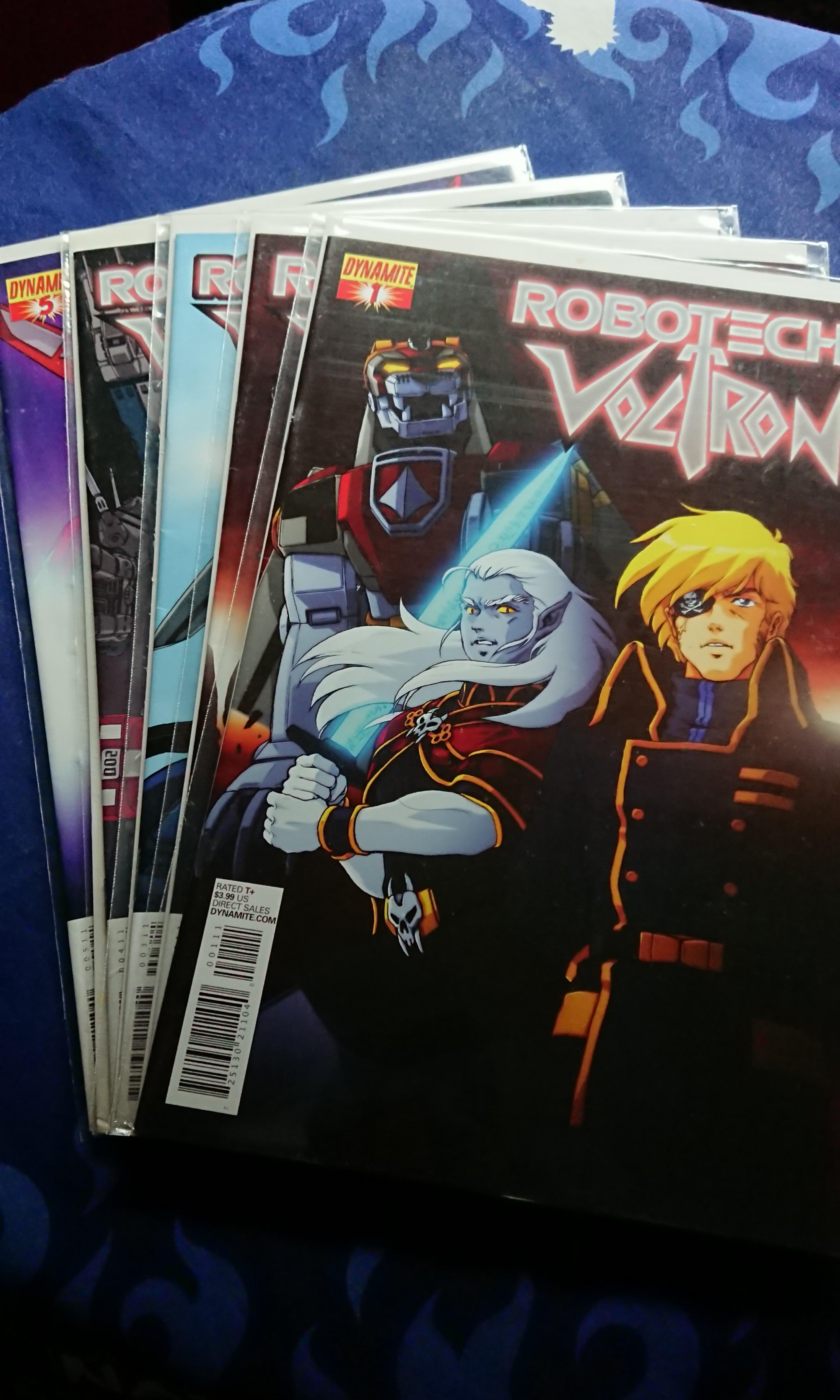 Robotech voltron crossover complete set of 5 issues, Hobbies & Toys, Memorabilia & Collectibles