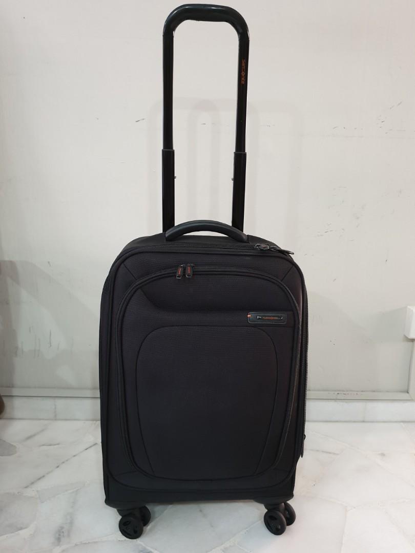 samsonite cabin bag size