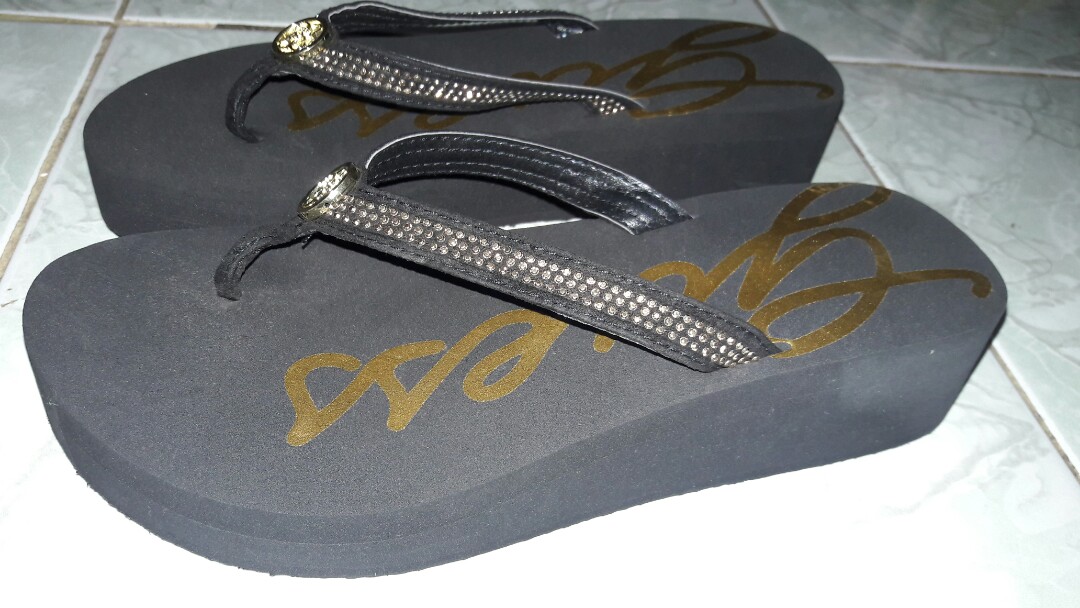 sandal guess original