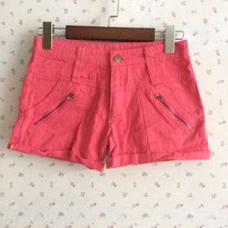 桃紅色短褲64218456358403110